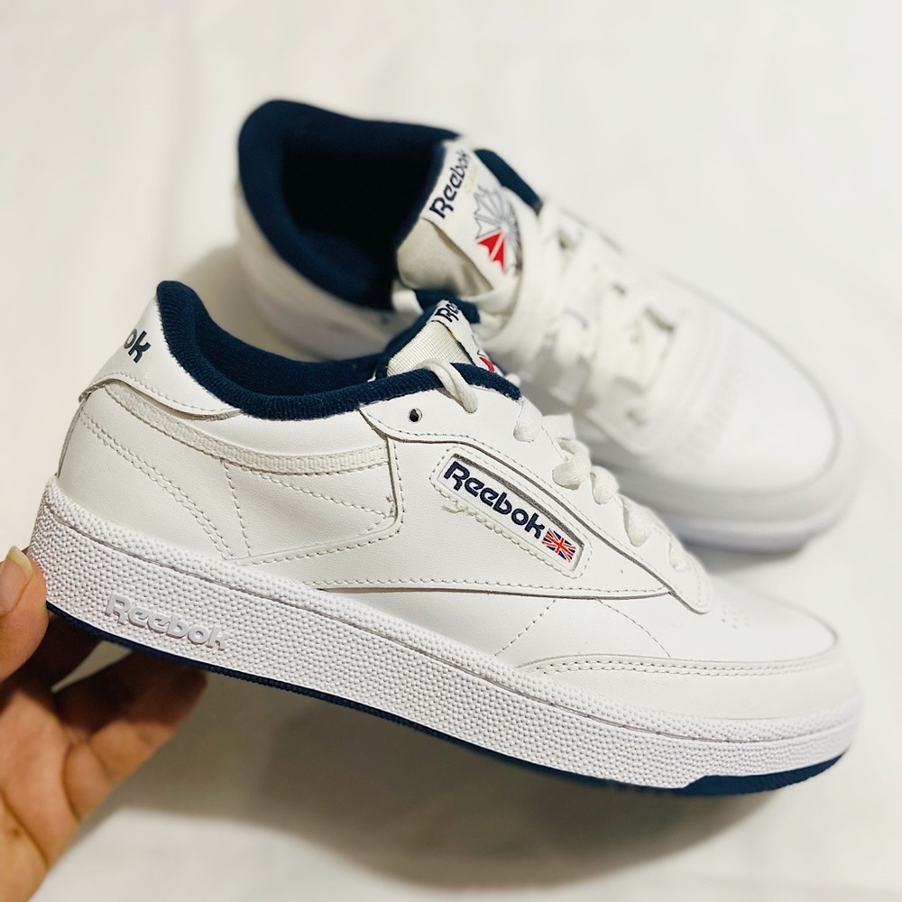 NEW! Reebok Classics Men's Club C Sneaker, White/Navy, 7.5
